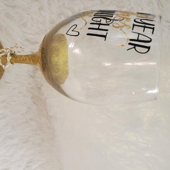 New Year's Wishes Midnight Kisses Gold Glittered Stemmed Wine Glass - Picture 2 of 10